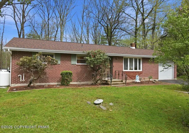 Homes for sale in Bartonsville, PA | 345 Laurel Lake Rd, Bartonsville, PA 18321 | MLS# PM-141041