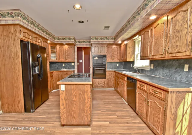 Homes for sale in East Stroudsburg, PA | 113 Heather Cir, East Stroudsburg, PA 18301 | MLS# PM-141044