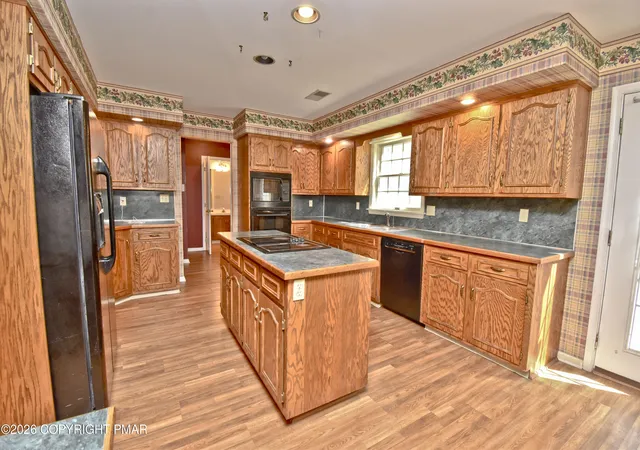 Homes for sale in East Stroudsburg, PA | 113 Heather Cir, East Stroudsburg, PA 18301 | MLS# PM-141044
