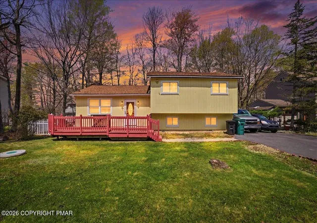 Homes for sale in Tobyhanna, PA | 9579 Millwood Dr, Tobyhanna, PA 18466 | MLS# PM-141048