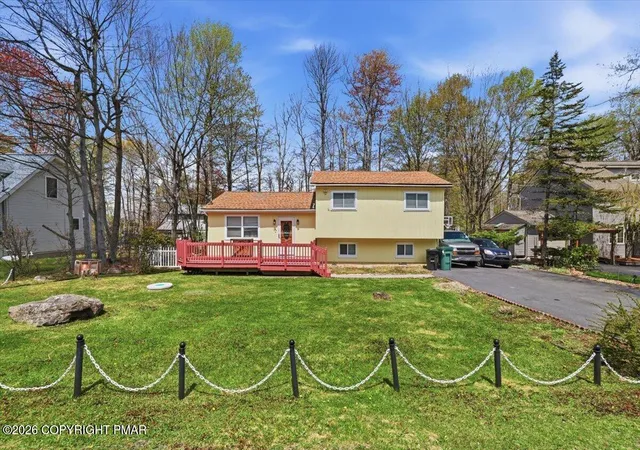 Homes for sale in Tobyhanna, PA | 9579 Millwood Dr, Tobyhanna, PA 18466 | MLS# PM-141048