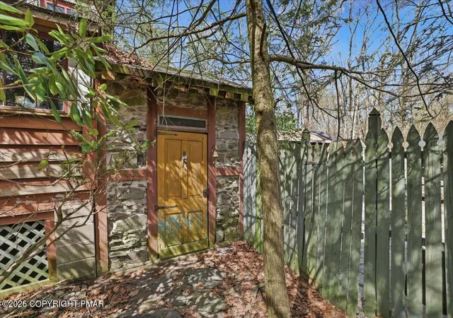 Homes for sale in East Stroudsburg, PA | 3114 Pocono Dr, East Stroudsburg, PA 18302 | MLS# PM-141074