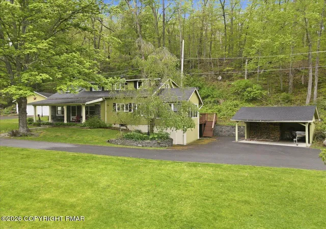 Homes for sale in East Stroudsburg, PA | 113 Joseph Ln, East Stroudsburg, PA 18301 | MLS# PM-141197