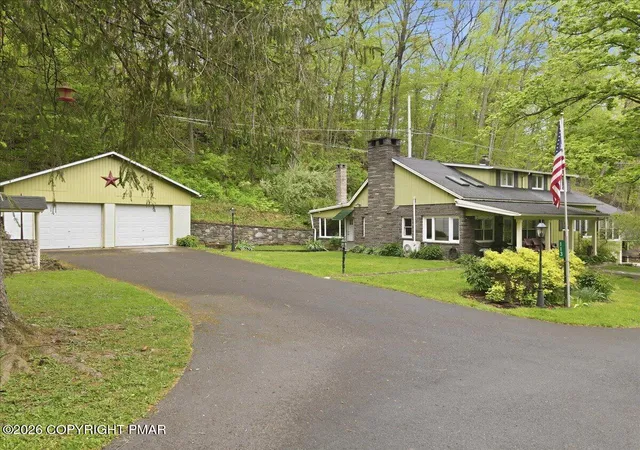4th image of 113 Joseph Ln, East Stroudsburg, PA 18301 | MLS# PM-141197