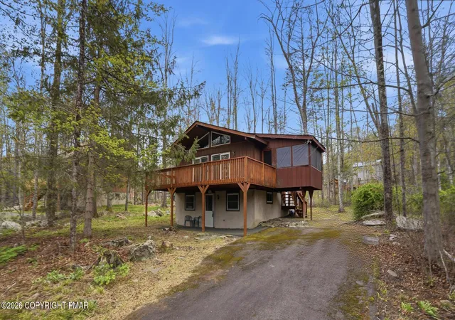 Homes for sale in Lake Ariel, PA | 4 Tarot Ct, Lake Ariel, PA 18436 | MLS# PM-141075