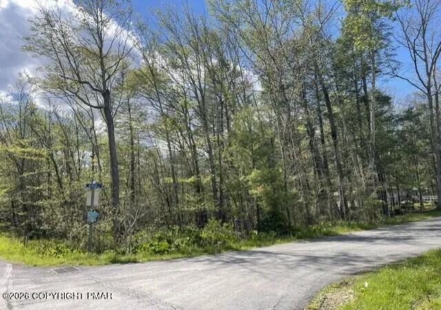 Homes for sale in Kunkletown, PA | 17 Pleasant View Dr 17e Dr, Kunkletown, PA 18058 | MLS# PM-141113