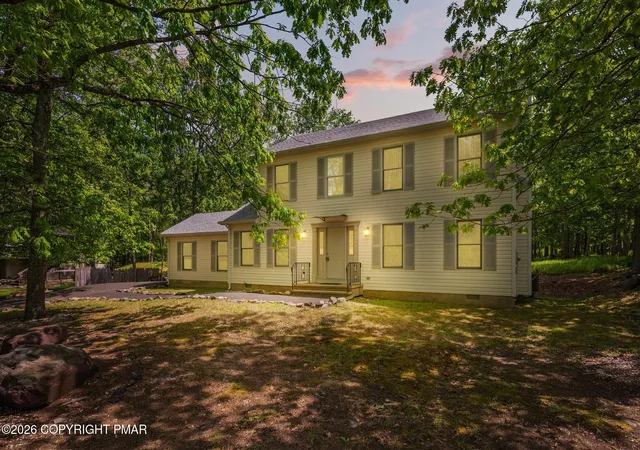 Photo 3 of Single Family Residence at 2312 Cramer Ct, Bushkill, PA 18324 | MLS# PM-141540 | | Sold on 2026-06-30