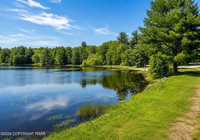 Photo 21 of Single family home for sale at 181 George Dr, Pocono Lake, PA 18347 | MLS# PM-141111 | Listing updated on 2026-05-09