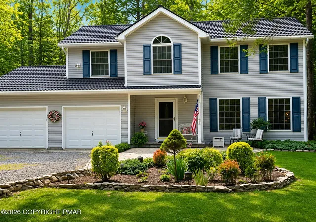 Photo 2 of Single family home for sale at 181 George Dr, Pocono Lake, PA 18347 | MLS# PM-141111 | Listing updated on 2026-05-09