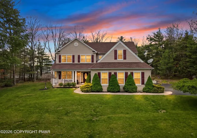 Homes for sale in Stroudsburg, PA | 1323 Crossing Ln, Stroudsburg, PA 18360 | MLS# PM-142719