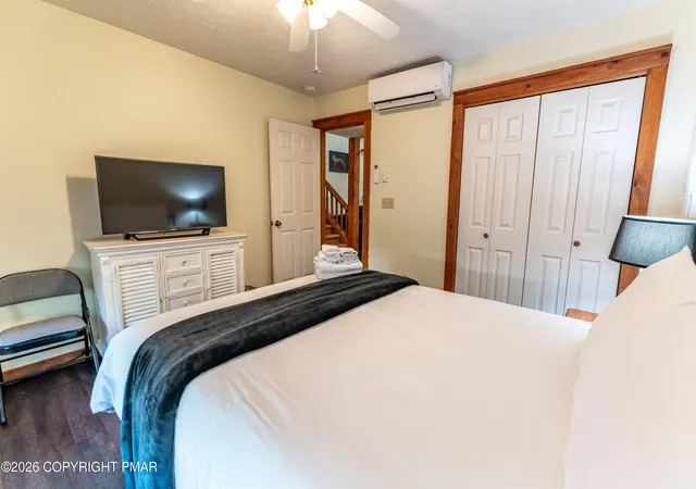Homes for sale in Tannersville, PA | 412 Hickory Dr, Tannersville, PA 18372 | MLS# PM-141195