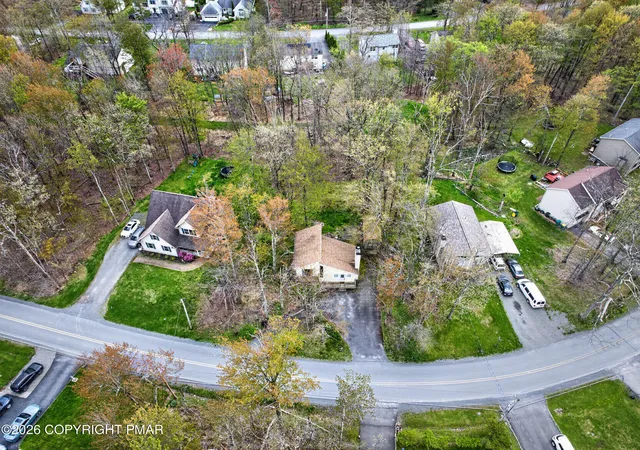 Photo 4 of Single family home for sale at 3152 Hamlet Dr, Tobyhanna, PA 18466 | MLS# PM-141212 | Listing updated on 2026-07-02