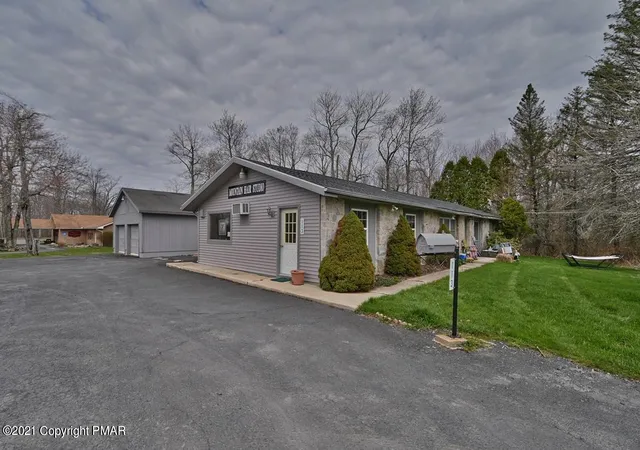 Photo 3 of House for sale at 113 Ward Ave, Mount Pocono, PA 18344 | MLS# PM-141203 | Listing updated on 2026-05-12