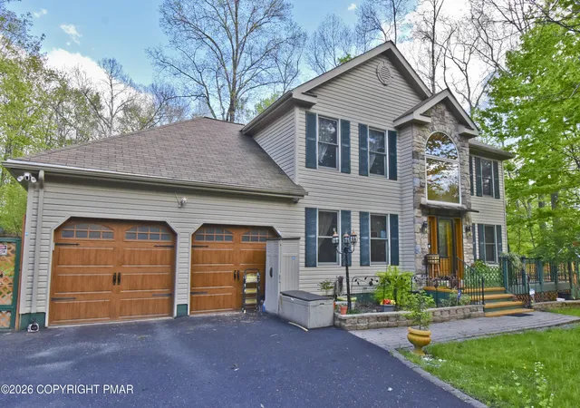 Homes for sale in East Stroudsburg, PA | 12125 Big Buck Ln, East Stroudsburg, PA 18302 | MLS# PM-141231