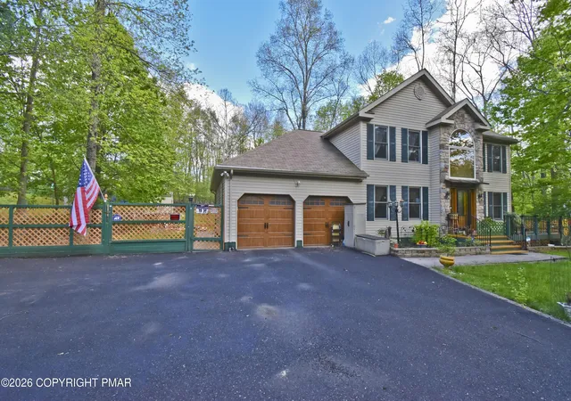 Homes for sale in East Stroudsburg, PA | 12125 Big Buck Ln, East Stroudsburg, PA 18302 | MLS# PM-141231