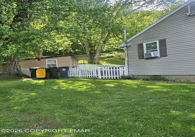Homes for sale in Mount Bethel, PA | 438 Slateford Rd, Mount Bethel, PA 18343 | MLS# PM-141392