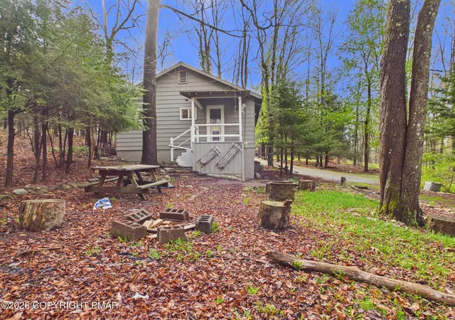 Homes for sale in Blakeslee, PA | 151 Route 940, Blakeslee, PA 18610 | MLS# PM-141266