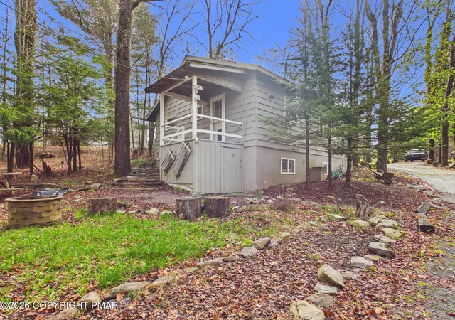 Homes for sale in Blakeslee, PA | 151 Route 940, Blakeslee, PA 18610 | MLS# PM-141266