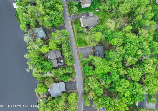 Photo 3 of Single family home for sale at 1460 Waterfront Dr, Tobyhanna, PA 18466 | MLS# PM-141632 | Listing updated on 2026-08-21
