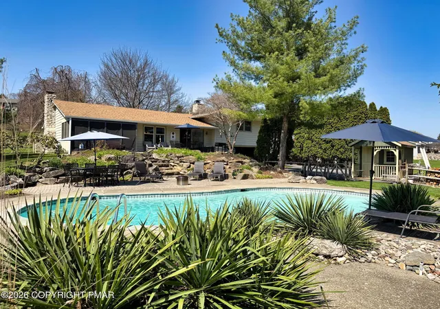Photo 3 of Single Family Residence at 2321 Silo Dr, Easton, PA 18040 | MLS# PM-141325 | | Sold on 2026-07-15