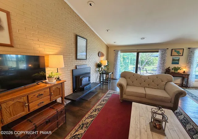 Photo 5 of Single Family Residence at 2321 Silo Dr, Easton, PA 18040 | MLS# PM-141325 | | Sold on 2026-07-15