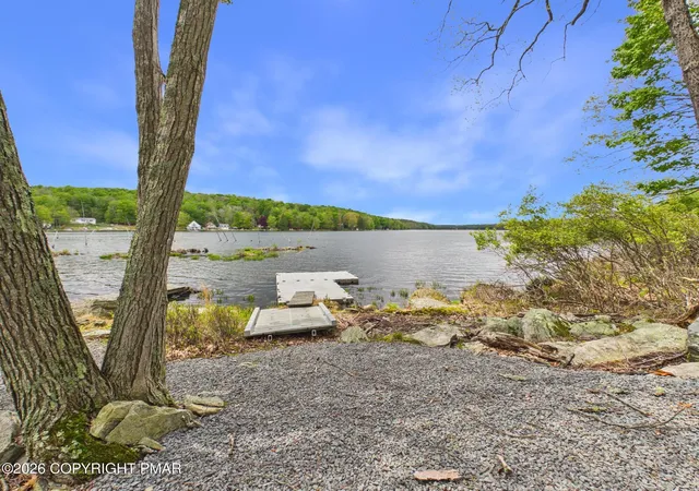 Photo 3 of Single family home for sale at 69 E Shore Dr, Hawley, PA 18428 | MLS# PM-141342 | Listing updated on 2026-07-24