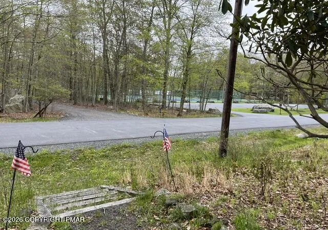 Homes for sale in Gouldsboro, PA | 108 Norton Dr, Gouldsboro, PA 18424 | MLS# PM-141360