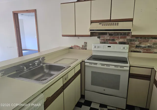 Homes for sale in East Stroudsburg, PA | 338 Hollow Rd, East Stroudsburg, PA 18302 | MLS# PM-141405
