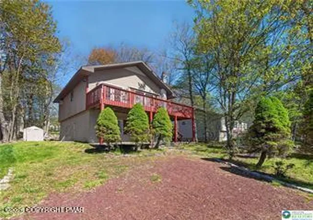 Photo 4 of Single family home for sale at 6060 Boardwalk Dr, Tobyhanna, PA 18466 | MLS# PM-141469 | Listing updated on 2026-05-20