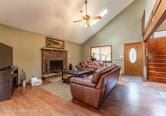 Photo 3 of Single family home for sale at 1328 Winding Way, Tobyhanna, PA 18466 | MLS# PM-141467 | Listing updated on 2026-07-27