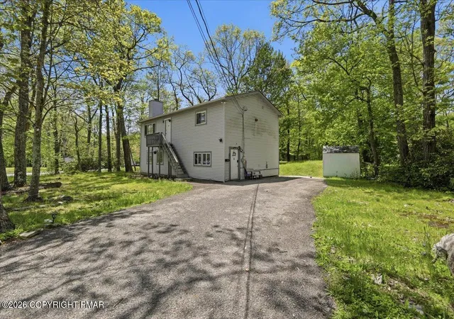 3rd image of 3188 Hamlet Dr, Tobyhanna, PA 18466 | MLS# PM-141477