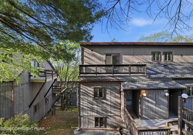 Homes for sale in Tannersville, PA | 199 Sunbird Wy, Tannersville, PA 18372 | MLS# PM-142173