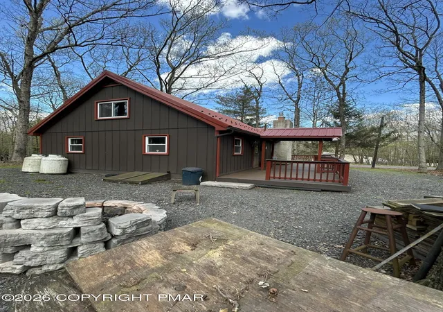 Homes for sale in White Haven, PA | 24 Hillary Dr, White Haven, PA 18661 | MLS# PM-141509