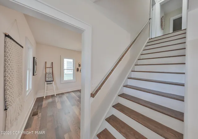 Homes for sale in Mount Bethel, PA | 589 S Delaware Dr, Mount Bethel, PA 18343 | MLS# PM-141514