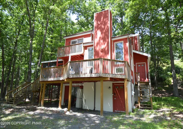 Homes for sale in Bushkill, PA | 128 Ashley Ct, Bushkill, PA 18324 | MLS# PM-141547