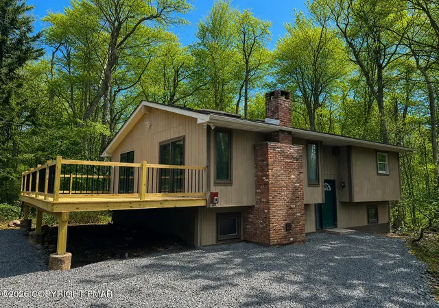 Homes for sale in Tobyhanna, PA | 9121 Brandywine Dr, Tobyhanna, PA 18466 | MLS# PM-141539
