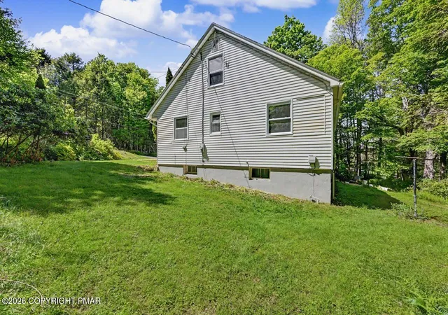 Photo 5 of Single family home for sale at 754 Carlton Rd, Tobyhanna, PA 18466 | MLS# PM-141705 | Listing updated on 2026-07-29