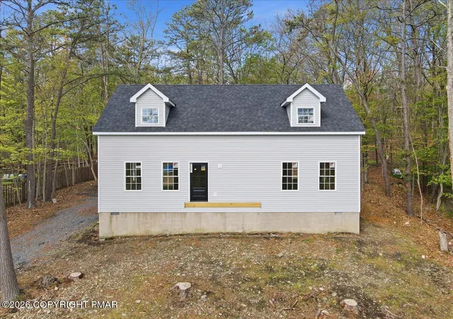 Photo 1 of Single family home for sale at 3554 Acorn Cir, East Stroudsburg, PA 18302 | MLS# PM-141595 | Listing updated on 2026-05-24