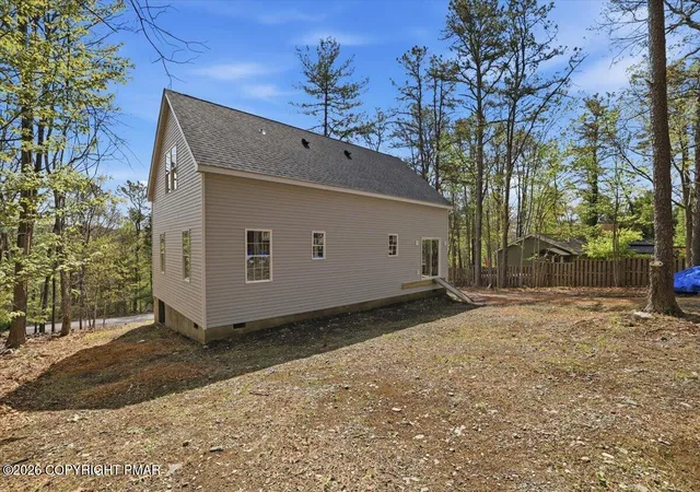 Photo 4 of Single family home for sale at 3554 Acorn Cir, East Stroudsburg, PA 18302 | MLS# PM-141595 | Listing updated on 2026-05-24
