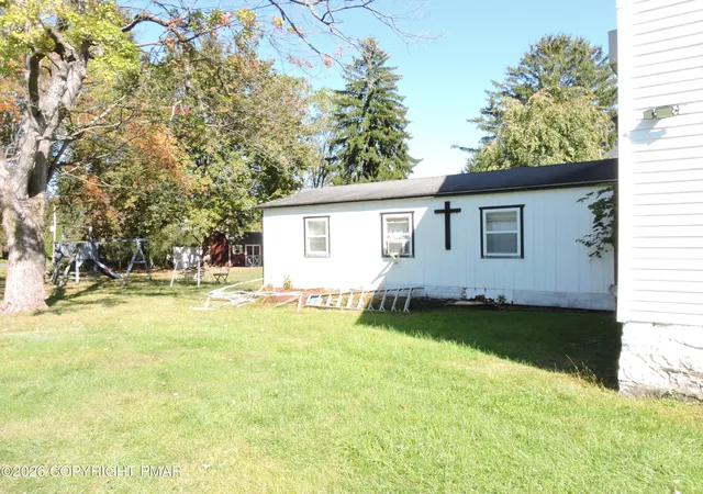 Homes for sale in Easton, PA | 200 Frost Hollow Rd, Easton, PA 18040 | MLS# PM-141633