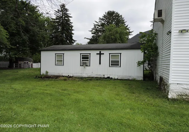 Homes for sale in Easton, PA | 200 Frost Hollow Rd, Easton, PA 18040 | MLS# PM-141633