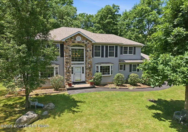 Photo 5 of Sale Pending at 238 Fringe Dr, East Stroudsburg, PA 18302 | MLS# PM-142504 | Listing updated on 2026-08-24