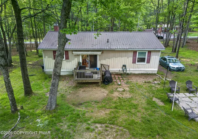 Homes for sale in Albrightsville, PA | 122 Hunter Ln, Albrightsville, PA 18210 | MLS# PM-141671