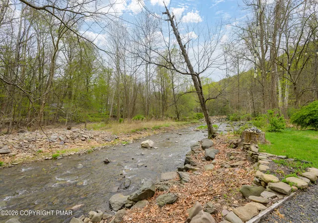 Homes for sale in Tannersville, PA | 145 Ridge Dr, Tannersville, PA 18372 | MLS# PM-141635