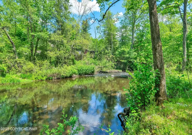Homes for sale in Bartonsville, PA | 1466 Pocono Ln, Bartonsville, PA 18321 | MLS# PM-141701