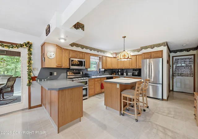 Homes for sale in East Stroudsburg, PA | 548 Lakeside Dr, East Stroudsburg, PA 18301 | MLS# PM-142611