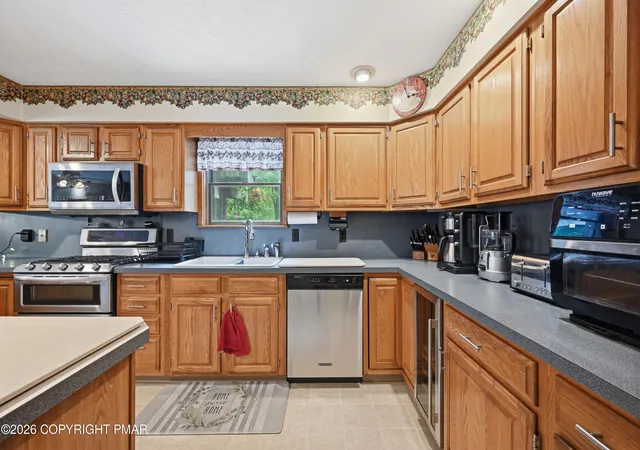 Homes for sale in East Stroudsburg, PA | 548 Lakeside Dr, East Stroudsburg, PA 18301 | MLS# PM-142611