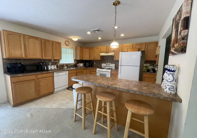 Photo 3 of Sale Pending at 3116 Tutelo Way, Tobyhanna, PA 18466 | MLS# PM-141861 | Listing updated on 2026-08-27