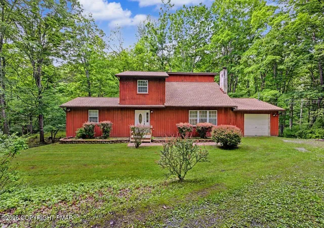 Homes for sale in East Stroudsburg, PA | 208 Murray Hill Rd, East Stroudsburg, PA 18302 | MLS# PM-142766