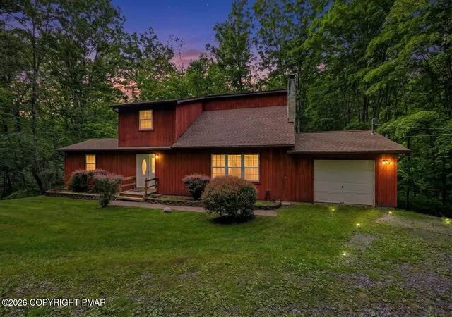 Homes for sale in East Stroudsburg, PA | 208 Murray Hill Rd, East Stroudsburg, PA 18302 | MLS# PM-142766